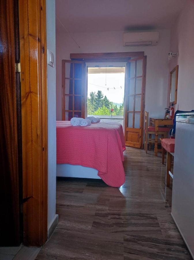 Marianna House Hotel Agios Georgios Pagon Ngoại thất bức ảnh