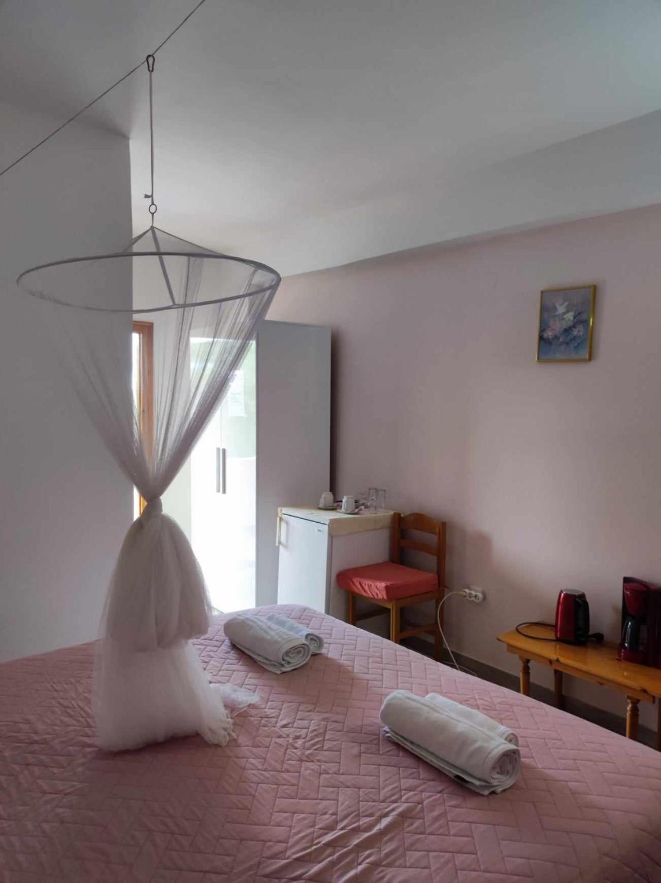 Marianna House Hotel Agios Georgios Pagon Ngoại thất bức ảnh