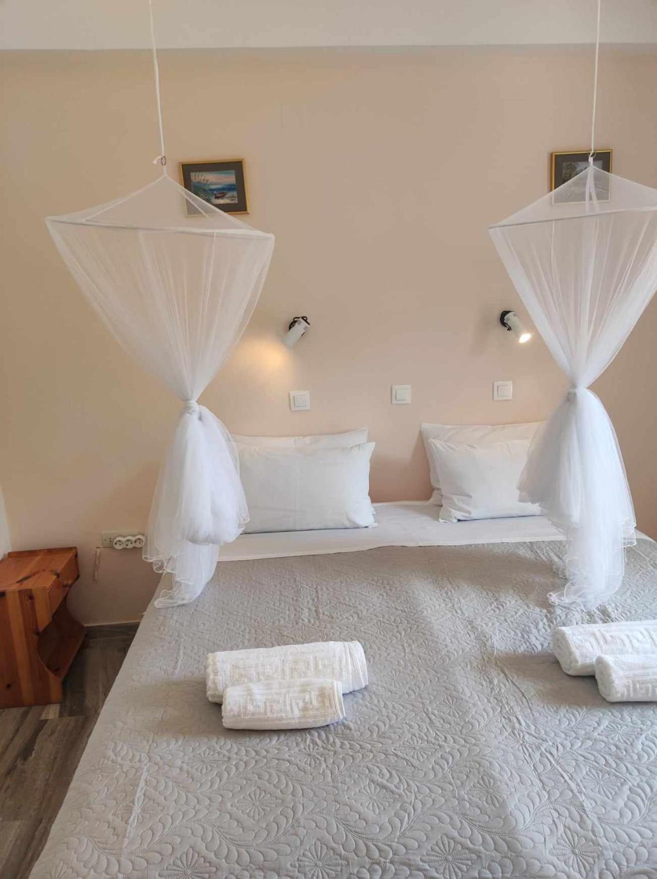 Marianna House Hotel Agios Georgios Pagon Ngoại thất bức ảnh